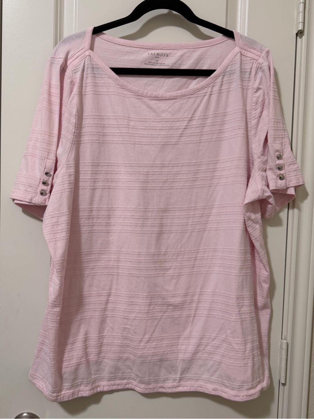 ✨ Pick 3 for $15 ✨ Talbots Light Pink Short Sleeve Scoop Neck Knit Top